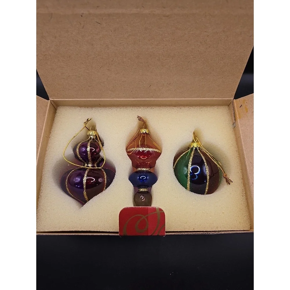 Holiday Treasures Set of 3 Multi-Colored Glass Ornaments  Avon‎ Exclusive 2001